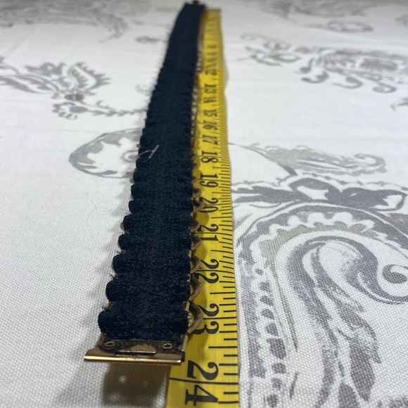 Vintage Stretch‎ round coin look gold tone belt - Picture 4 of 8